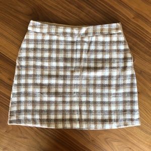 NWT Lulus Mini Skirt, Size Medium